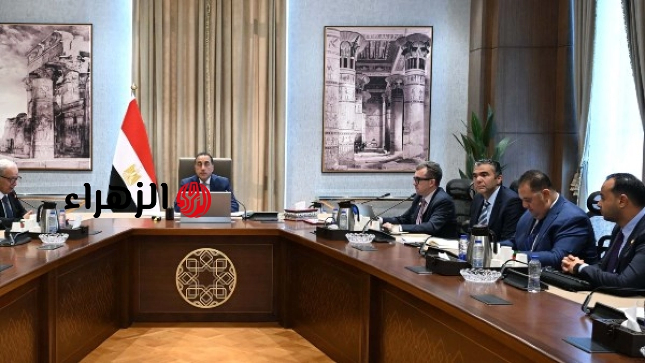 رئيس الوزراء يستعرض الخطة التنفيذية لوثيقة سياسة ملكية الدولة بحضور عدد من الوزراء والمسؤولين