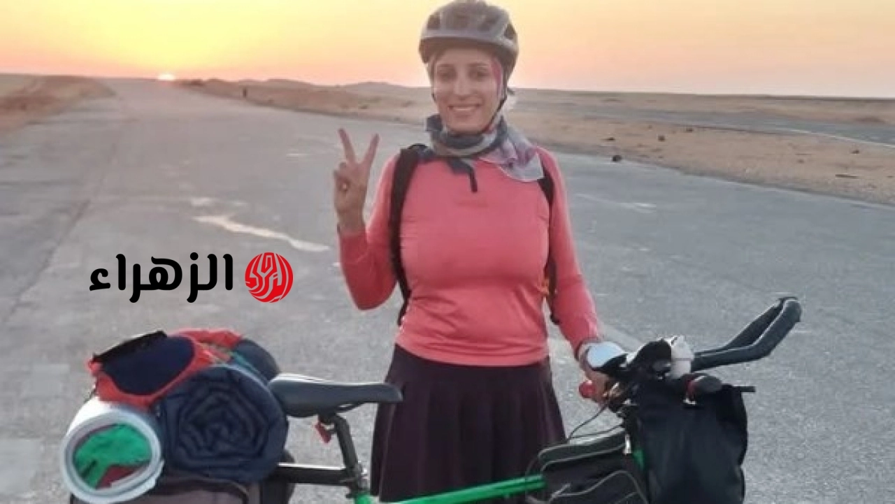 سيدة تقطع 700 كيلومتر بالدراجة من القاهرة إلى الوادي الجديد