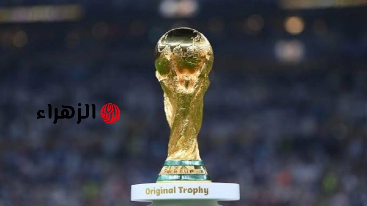شفاينشتايجر وعمدة نيويورك يشاركان في مراسم عرض مجسم كأس العالم بمانهاتن