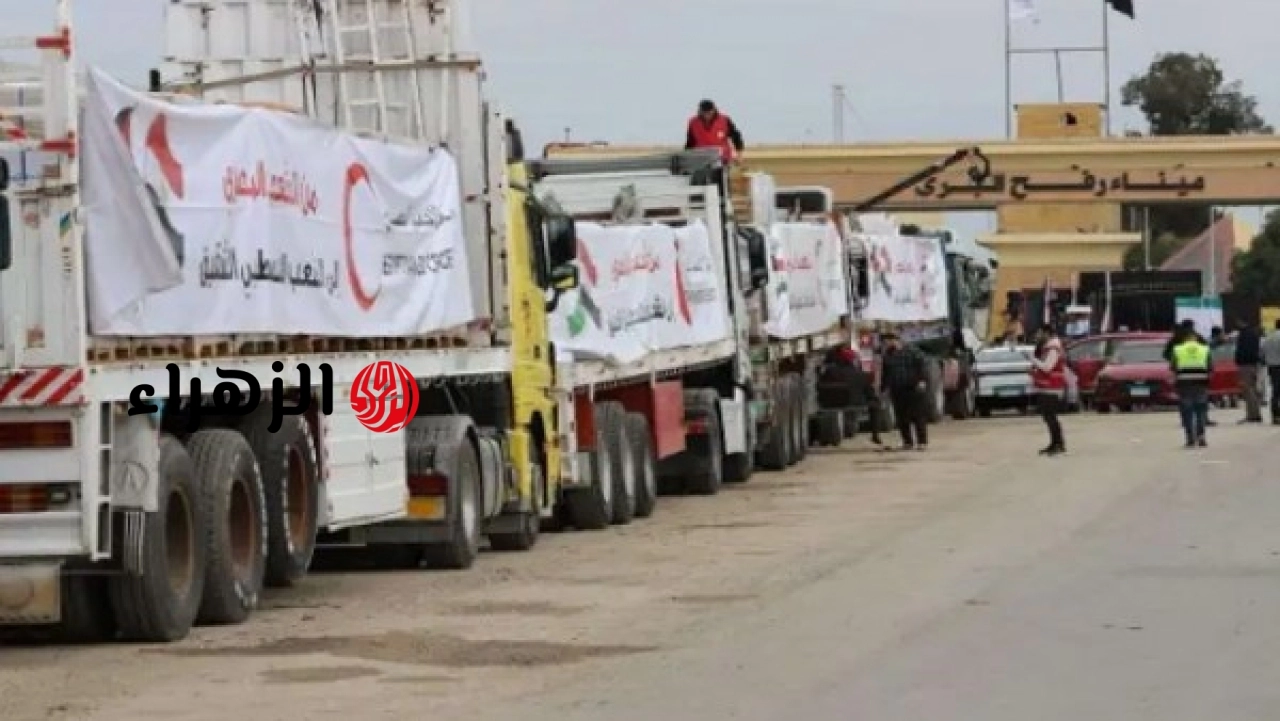 عاجل: استئناف إدخال شاحنات المساعدات والوقود إلى قطاع غزة