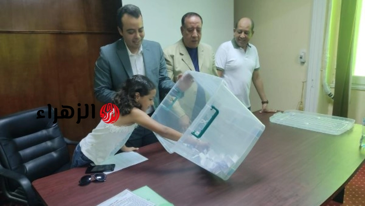 لجنة حج الصحفيين تعلن نتيجة القرعة العلنية للعمرة المجانية المخصصة لصحفيي الإسكندرية