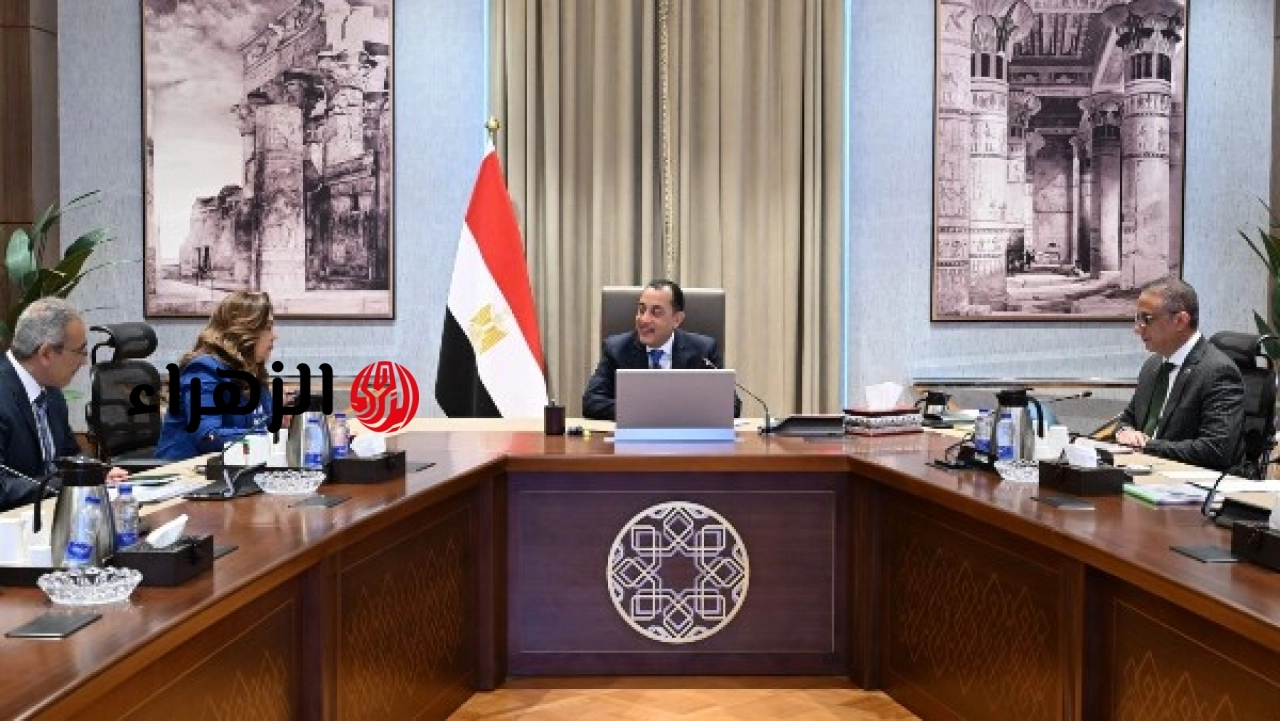 مدبولي يوجه بتوفير اعتمادات مالية إضافية لتطوير منظومة النظافة ورفع كفاءتها في الجيزة