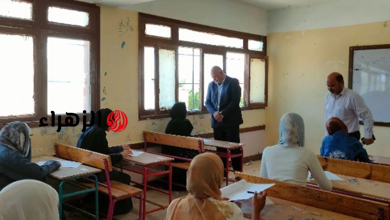 وزارة التربية والتعليم تلغي امتحان طالبة بالهرم بعد ضبطها تصور ورقة الأسئلة بموبايل داخل اللجنة