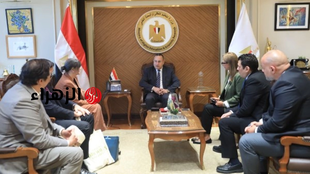 وزير التعليم العالي يبحث إنشاء فرع لجامعة أكسفورد بروكس البريطانية في مصر