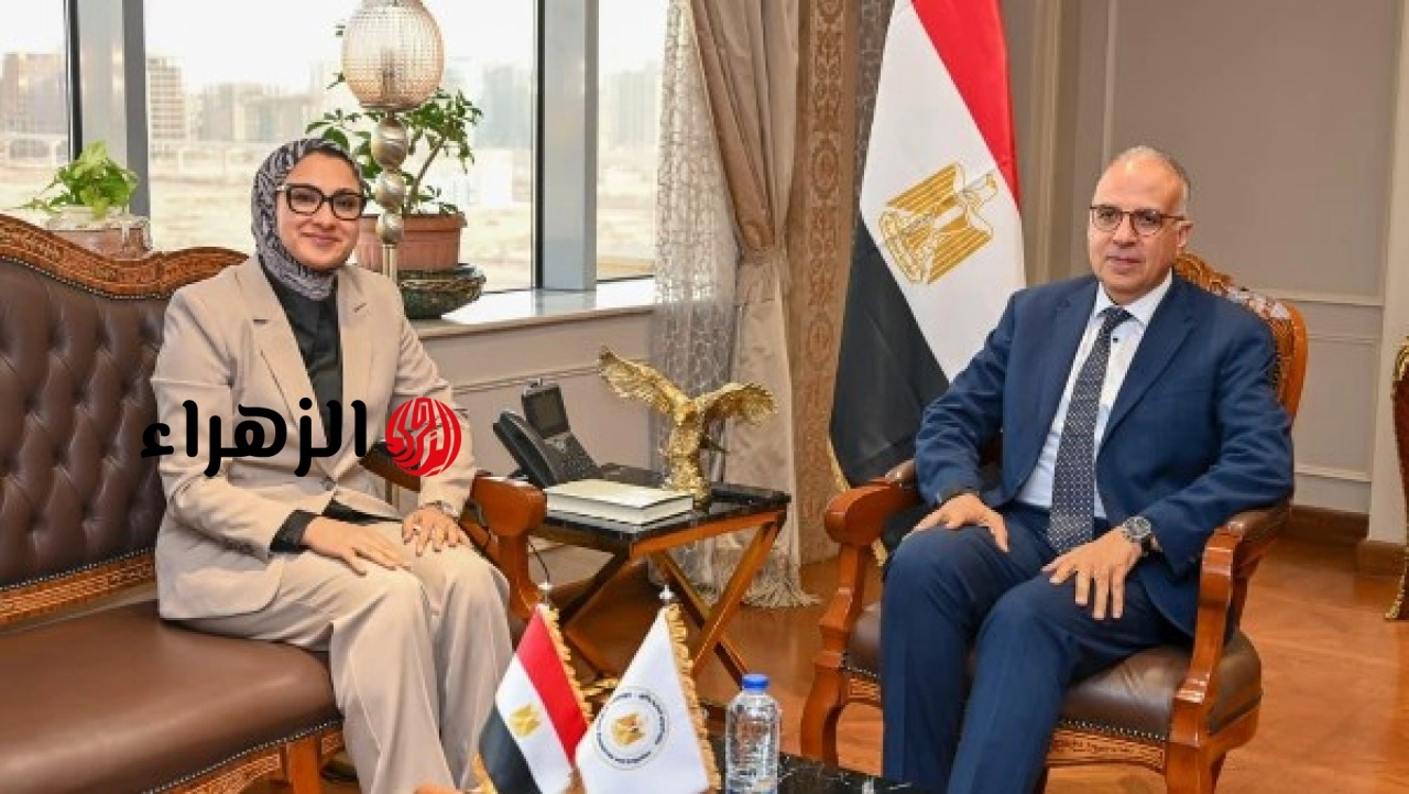 وزير الري يبحث إجراءات الحفاظ على الخزان الجوفي في الوادي الجديد