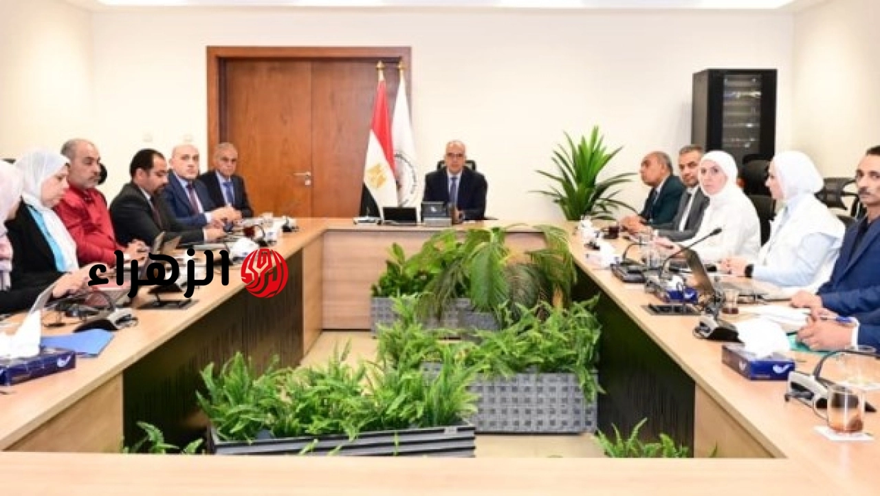 وزير الري يواصل متابعة تنفيذ خطة تطوير مصلحة الميكانيكا والكهرباء ومحطات الرفع في جميع المحافظات