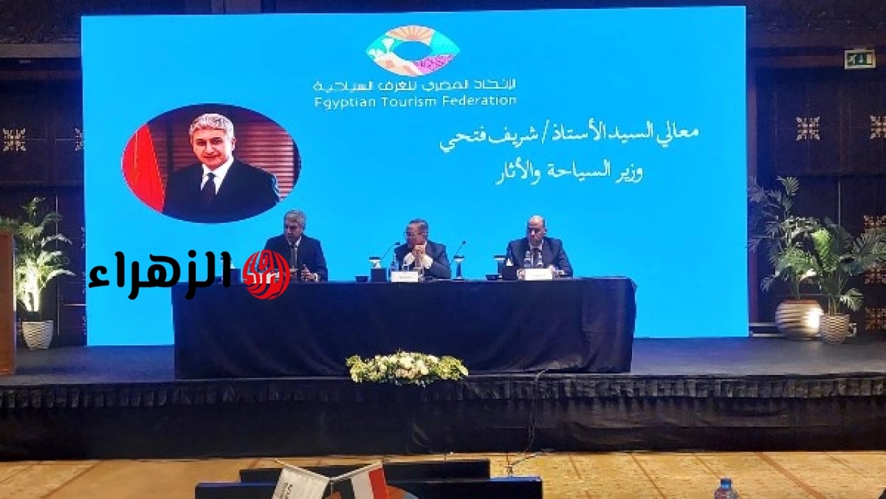 وزير السياحة يعلن تحقيق نمو 4 بالمئة حتى نهاية مايو وارتفاع إنفاق السائح إلى 40 بالمئة