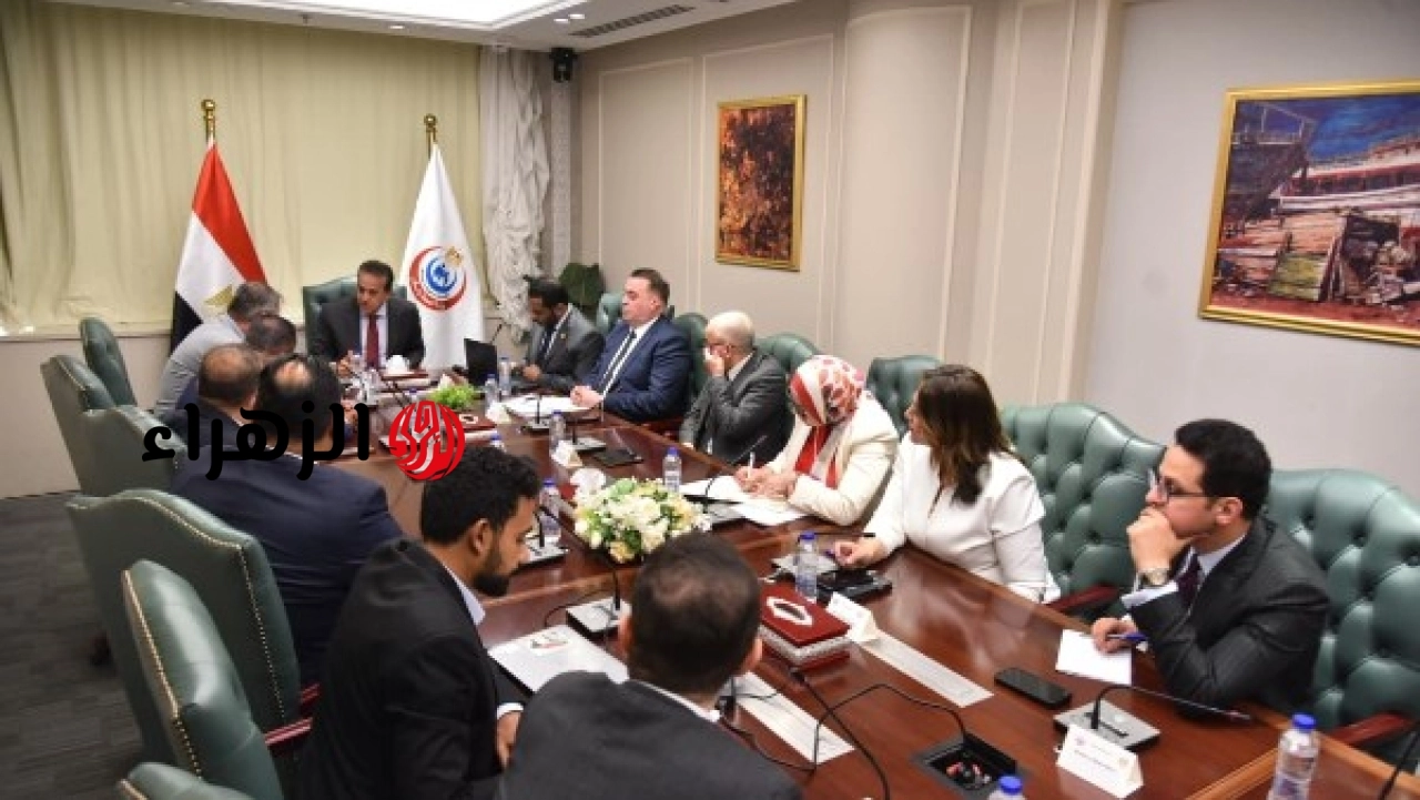 وزير الصحة يبحث مع شركتين عالميتين نقل تكنولوجيا إنتاج كواشف فصائل الدم إلى مصر