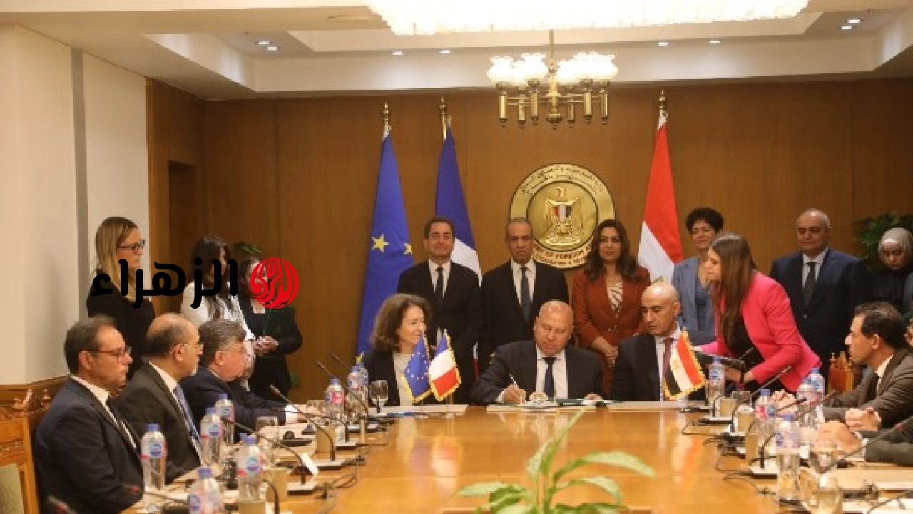 وزير النقل يوقع مع وزير التعليم والوكالة الفرنسية خطابي نوايا لإنشاء مدرستين للتكنولوجيا التطبيقية