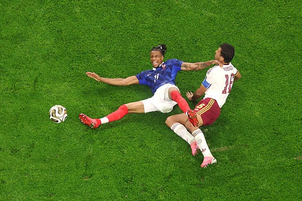 إسبانيا تفوز على فرنسا 2-0: رودري يقود لاروخا إلى نهائي كأس العالم 2026. 11 هيمن رودري تماماً على خط الوسط ضد المنتخب الفرنسي.