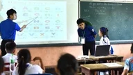 ربط حب اللغة الفيتنامية في لاوس.