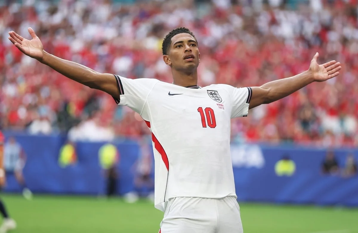 يأمل المنتخب الإنجليزي أن يتألق بيلينجهام. الصورة: الفيفا. Tuyển Anh kỳ vọng vào sự tỏa sáng của Bellingham. Ảnh: FIFA.