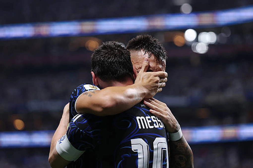 فن ميسي في المشي وعبقرية سكالوني في التبديلات - 3 Nghệ thuật đi bộ của Messi và đẳng cấp thay người từ HLV Scaloni - 3