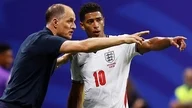 يواجه مدرب منتخب إنجلترا عاصفة من الانتقادات.