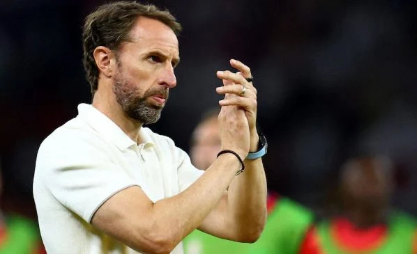فشل توماس توخيل في كأس العالم 2026 وتبرئة غاريث ساوثغيت. 6 غاريث ساوثغيت، المدرب السابق لمنتخب إنجلترا.