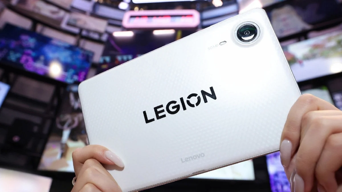 يقال أن وزن جهاز Legion Y700 Infinite يبلغ حوالي 310 جرام.