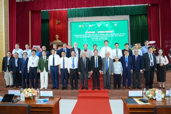 المندوبون الحاضرون في حفل افتتاح مؤتمر VCCA 2026. Đại biểu tham dự Lễ khai mạc VCCA 2026.