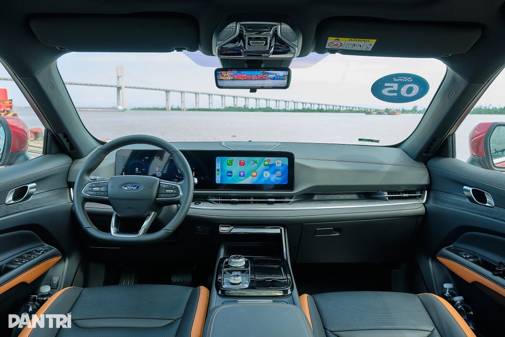 تستعد سيارة فورد تيريتوري في فيتنام للحصول على نسخة جديدة، مع وسائل راحة إضافية ونظام ADAS-3. Ford Territory tại Việt Nam sắp có thêm bản mới, bổ sung tiện nghi và ADAS - 3