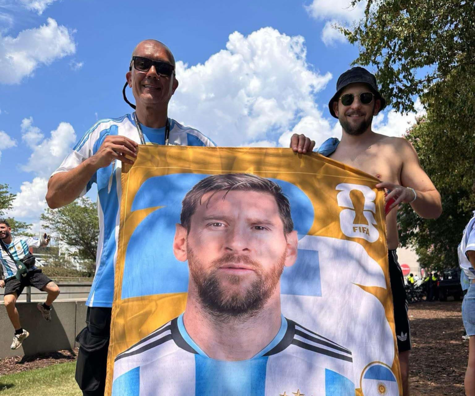 att.foh7cobybl85rhosjnuylyrhht1ltng-ktx8zdxo9jc(1).jpg