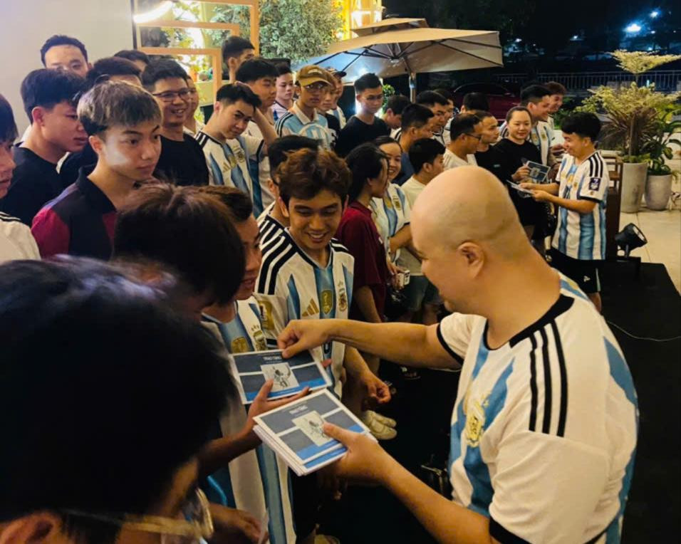 2aoboqkfbztngahjiy7fcfvms0vfndsdrqzlblk0(1).jpg