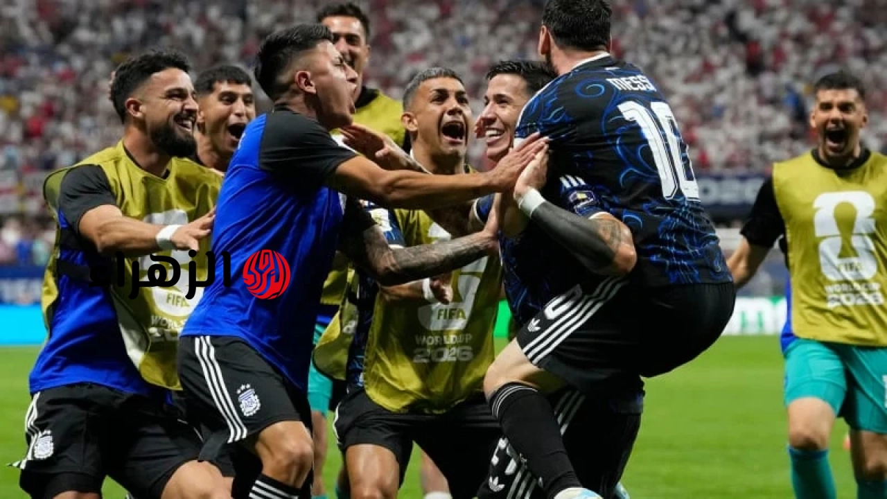 ميسي لاعب استثنائي في كرة القدم.