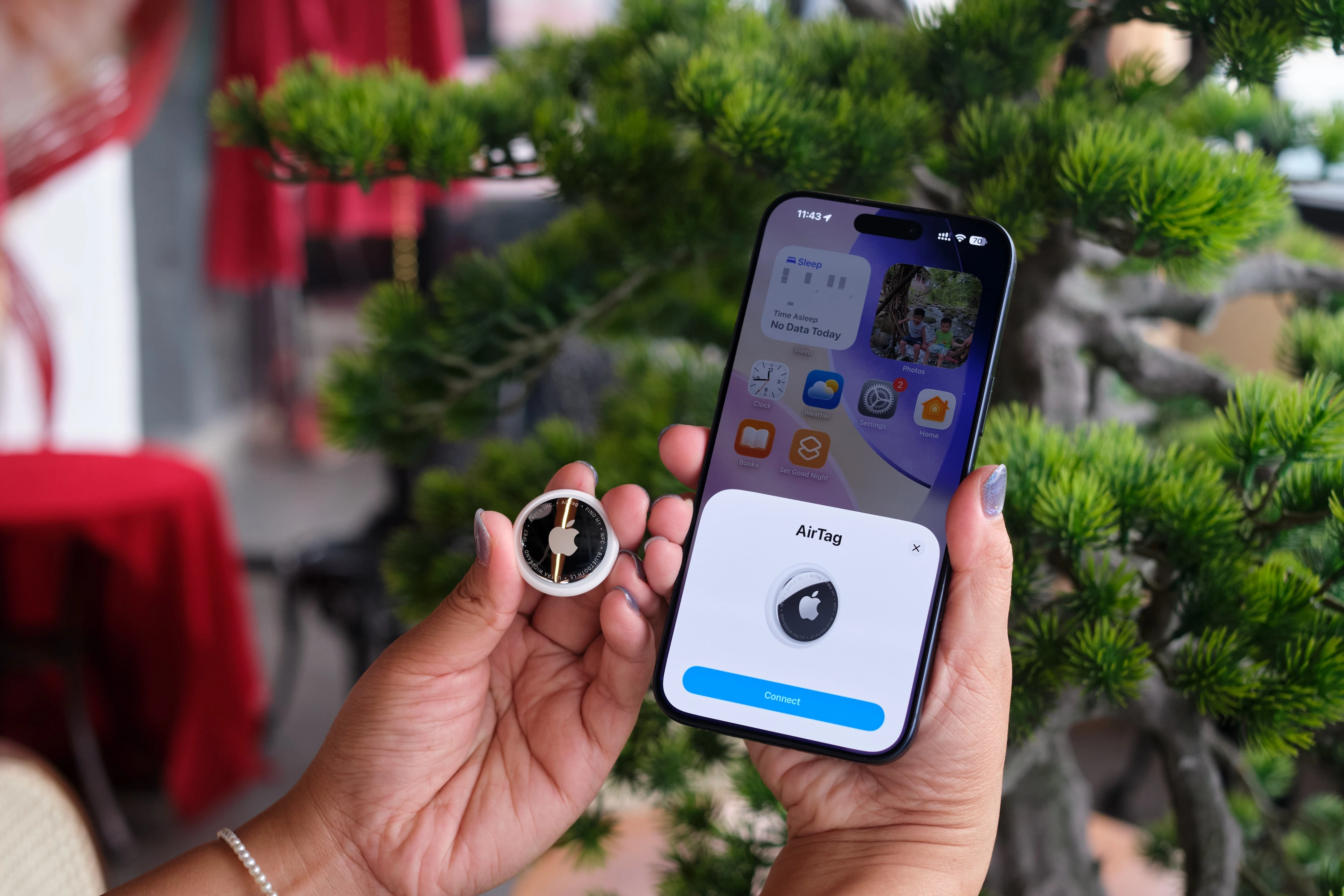 مراجعة جهاز AirTag 2، تجربة عملية لجهاز AirTag 2، ما هو جهاز AirTag، جهاز AirTag من Apple، ملحق جهاز AirTag 2 (الصورة 2) đánh giá AirTag 2, trên tay AirTag 2, AirTag là gì, AirTag của Apple, phụ kiện AirTag 2 ảnh 2