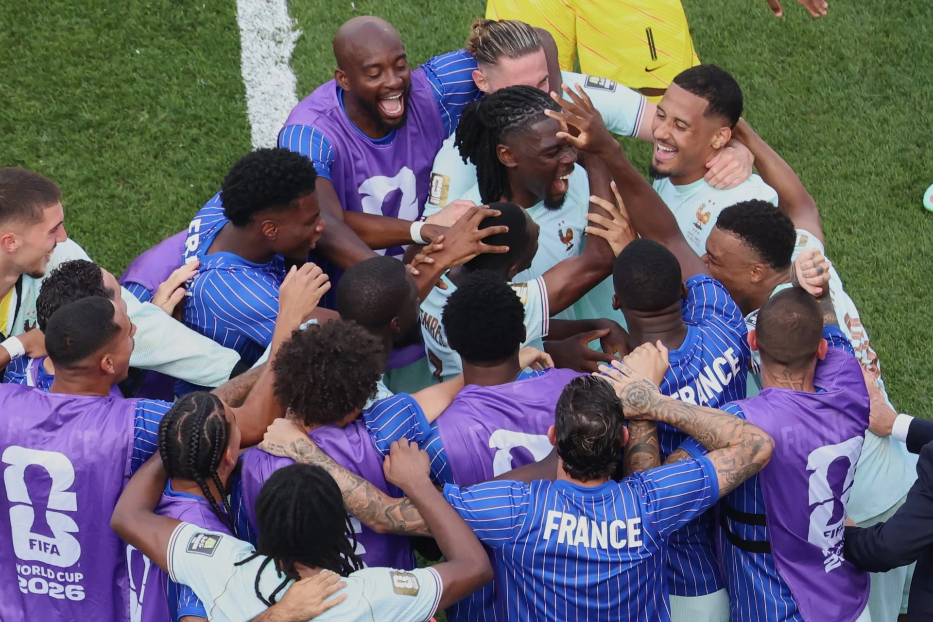 الحديث في الوقت والمكان المناسبين: الجانب الخفي وراء فشل المنتخب الفرنسي. 8 1784388213 781 الحديث في الوقت والمكان المناسبين الجانب الخفي وراء فشل المنتخب