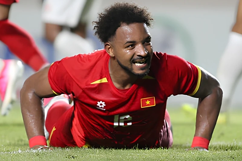 يشعر المنتخب الوطني الفيتنامي بالقلق بشأن صحة شوان سون؛ فازت إنجلترا على فرنسا 6-4 في مباراة تحديد المركز الثالث في كأس العالم 2026. 6 يشعر المنتخب الوطني الفيتنامي بالقلق بشأن صحة شوان سون؛ فازت إنجلترا على فرنسا 6-4 في مباراة تحديد المركز الثالث في كأس العالم 2026.