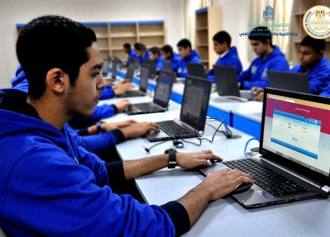 كليات الصيدلة لكل الشعب دليل شامل للمصروفات في الجامعات الخاصة والأهلية لعام 2026 3 كليات الصيدلة
