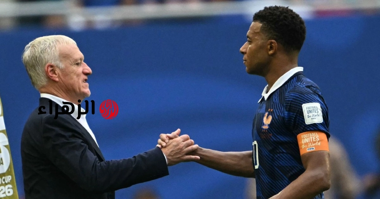 كاد المدرب ديشامب أن يغمى عليه عندما كانت فرنسا متأخرة عن إنجلترا بنتيجة 0-4.