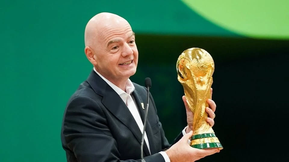 من المتوقع أن يحقق كأس العالم 2026 إيرادات غير مسبوقة في التاريخ. 6 من المتوقع أن يحقق كأس العالم 2026 إيرادات غير مسبوقة في التاريخ.