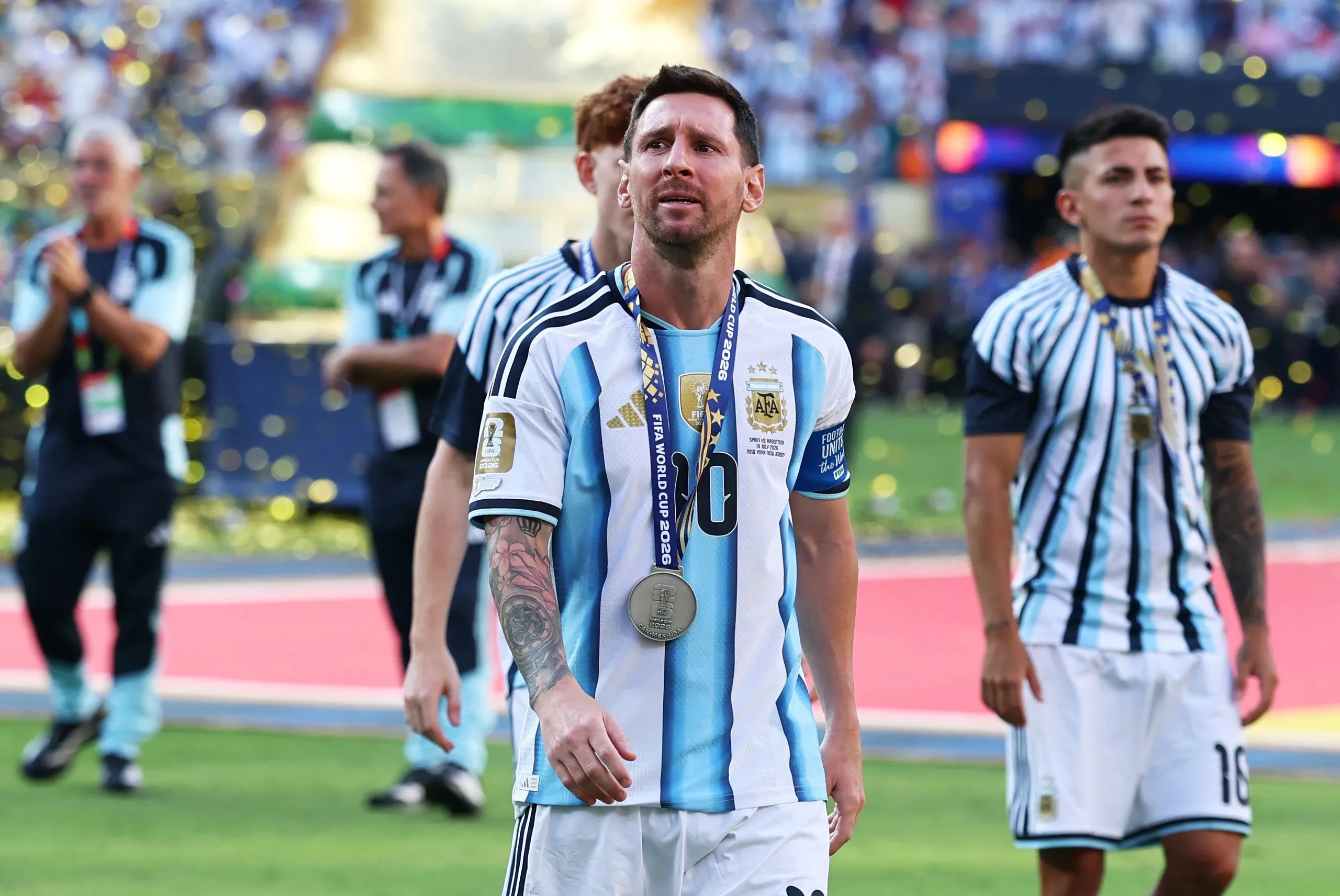 مع هذه الإحصائيات الهجومية الضعيفة التي أدت إلى خسارة الأرجنتين أمام إسبانيا، ما هي النتيجة التي سيحصل عليها ميسي؟ 7 أدت الإحصائيات الهجومية السيئة إلى خسارة الأرجنتين أمام إسبانيا؛ كم عدد النقاط التي سيحصل عليها ميسي؟ - الصورة 3.