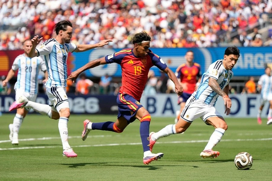 نتيجة نهائي كأس العالم 2026: إسبانيا 1-0 الأرجنتين: فيران توريس يقود لاروخا إلى قمة العالم، وليونيل ميسي ينهي حلمه. Kết quả Chung kết bóng đá World Cup 2026: Tây Ban Nha 1-0 Argentina: Ferran Torres đưa La Roja lên đỉnh thế giới, Lionel Messi khép lại giấc mơ dang