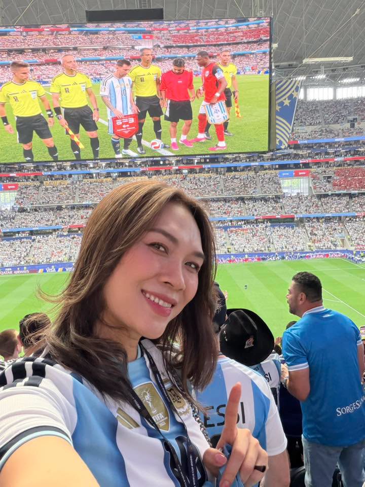 أربع كلمات قصيرة من ماي تام إلى مثلها الأعلى ميسي بعد نهائي كأس العالم 2026. 8 أرسلت صديقتي تام كلمات تشجيع لميسي بعد نهائي كأس العالم 2026 - الصورة 4.