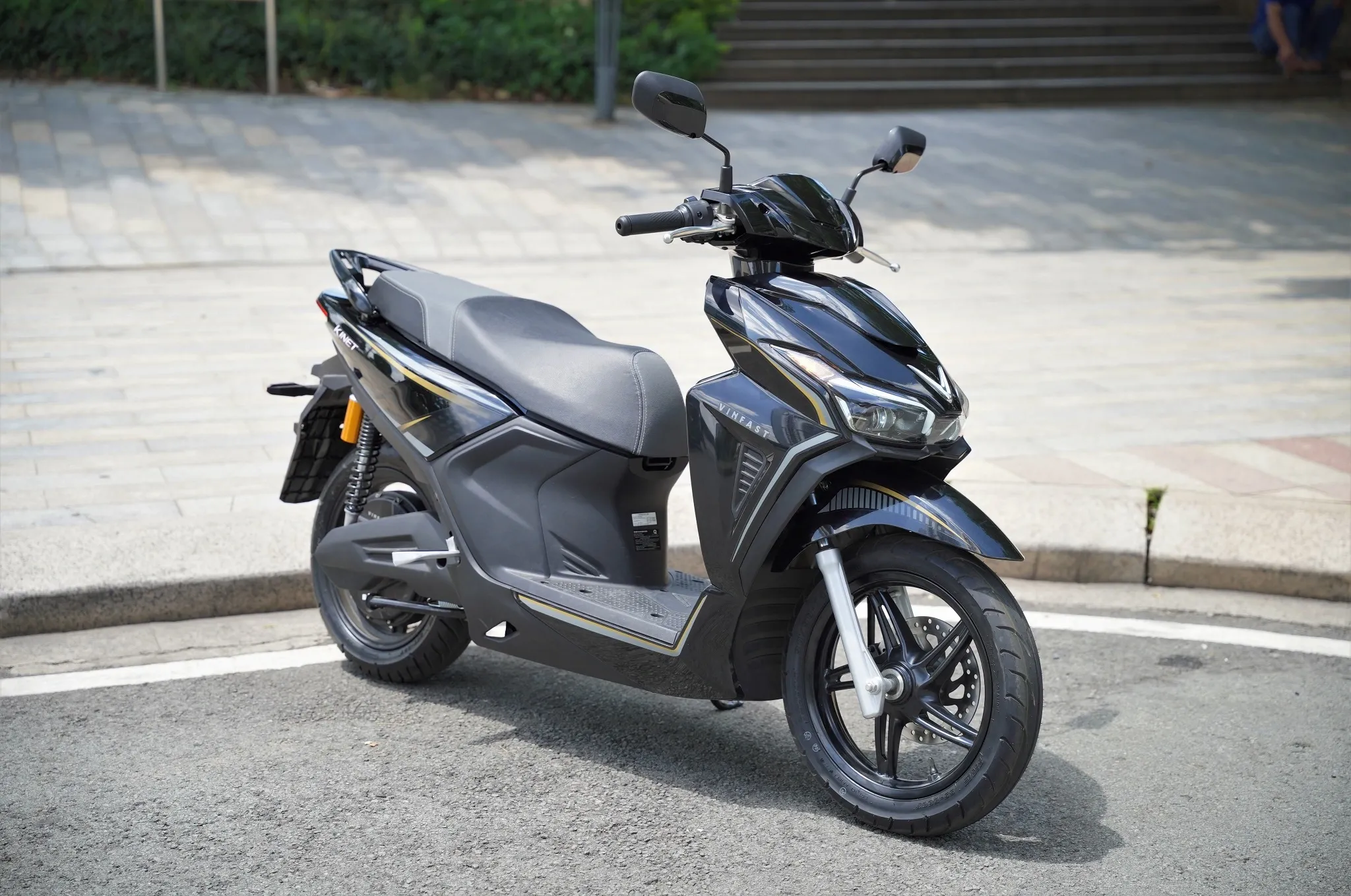 دراجة VinFast Kinet الرياضية الكهربائية بسعر يبدأ من 40 مليون دونغ فيتنامي، فهل ستنافس دراجة Honda Air Blade؟ 11 دراجة VinFast Kinet الرياضية الكهربائية بسعر يبدأ من 40 مليون دونغ فيتنامي، فهل ستنافس دراجة Honda Air Blade؟ - الصورة 7.