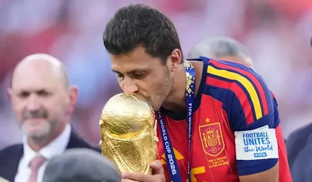 فوز رودري بالكرة الذهبية لكأس العالم 2026: هل هو احتفاء بالشخصية أم مفارقة الأرقام؟ 6 سيقود رودري المنتخب الإسباني للفوز بكأس العالم 2026.