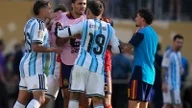 رودري يفوز بالكرة الذهبية لكأس العالم 2026: هل هو انتصار جماعي أم ظلم لميسي؟ 7 الاتحاد الدولي لكرة القدم يحقق في الشجار الذي أعقب نهائي كأس العالم 2026؛ الأرجنتين وإسبانيا... تدفعان ثمناً باهظاً.