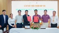 التعاون في تطبيق تكنولوجيا إدارة الأعمال في التدريب.