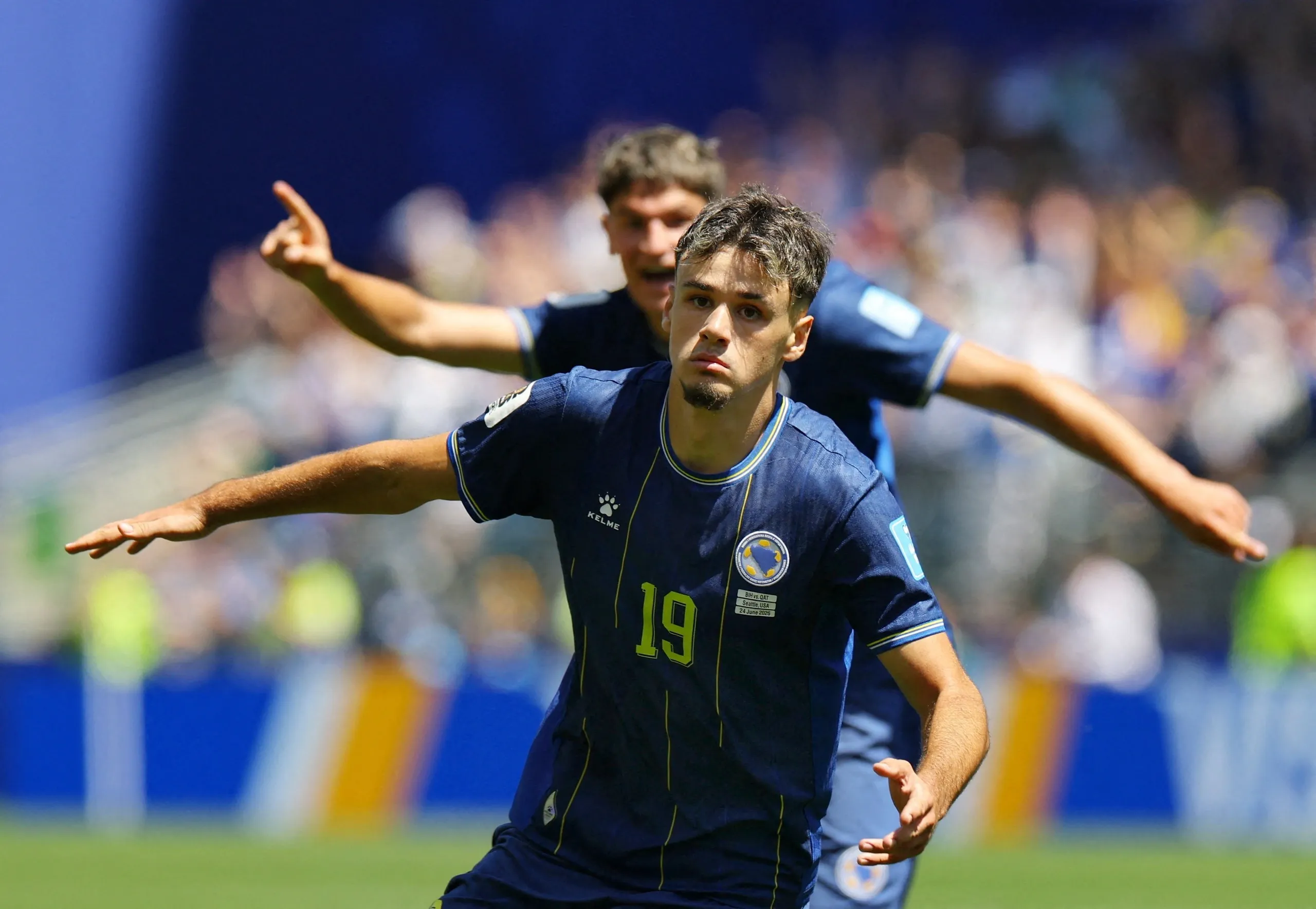 أعلن الاتحاد الدولي لكرة القدم (فيفا) عن أفضل 12 هدفاً في كأس العالم 2026، حيث فاز ميسي بشكل مفاجئ بالجائزة الخاصة. 13 أعلن الاتحاد الدولي لكرة القدم (فيفا) عن أفضل 12 هدفاً في كأس العالم 2026، وفاز ميسي بشكل مفاجئ بالجائزة الخاصة - الصورة رقم 9.