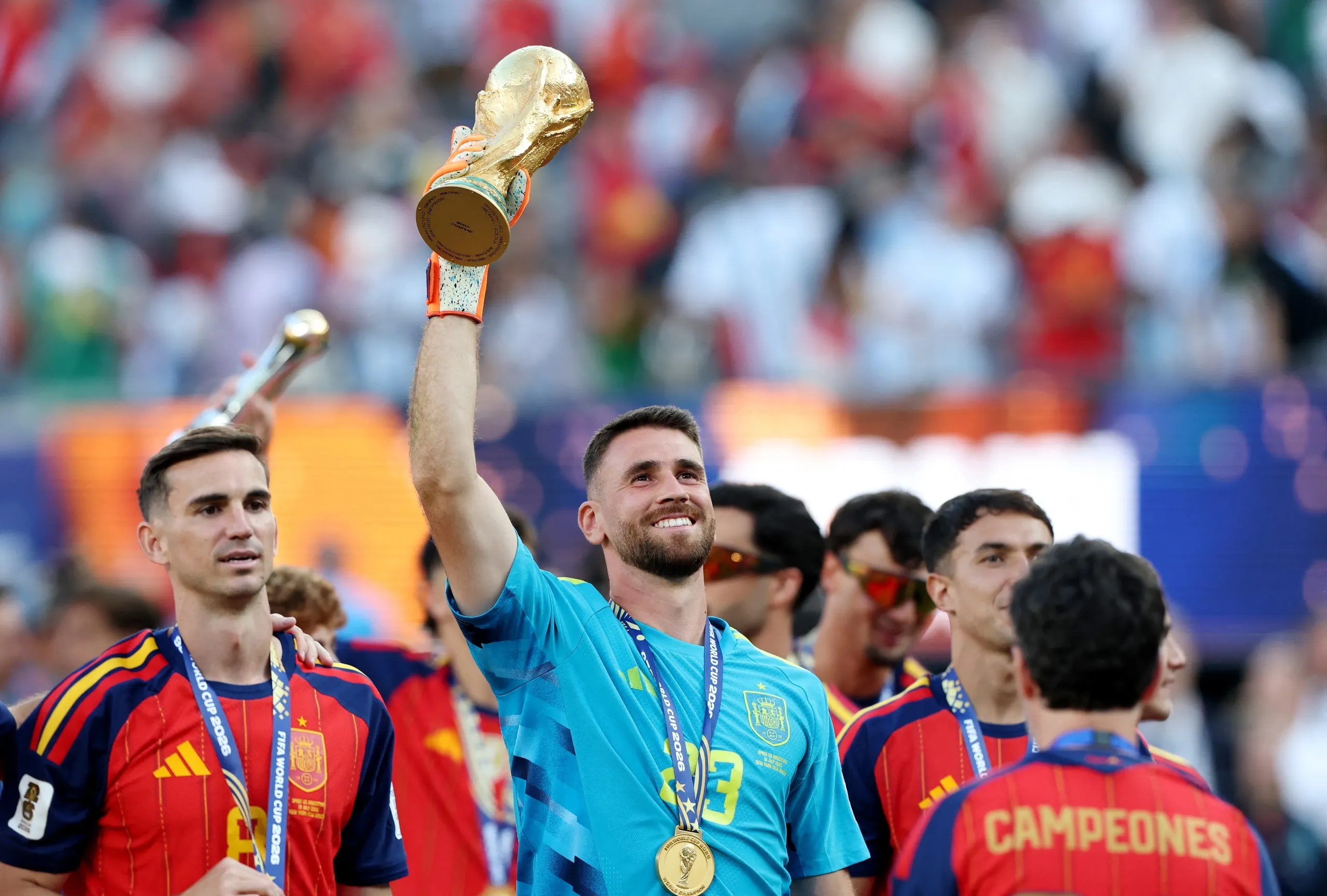 أعلن الاتحاد الدولي لكرة القدم (فيفا) عن التشكيلة المثالية لكأس العالم 2026: ميسي ومبابي ضمن التشكيلة، وفوزينيا يثير الجدل - الصورة 9.