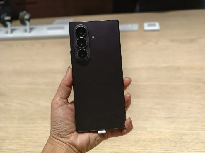 جرّب Gemini Pro على هاتف Galaxy Z Fold8 Ultra