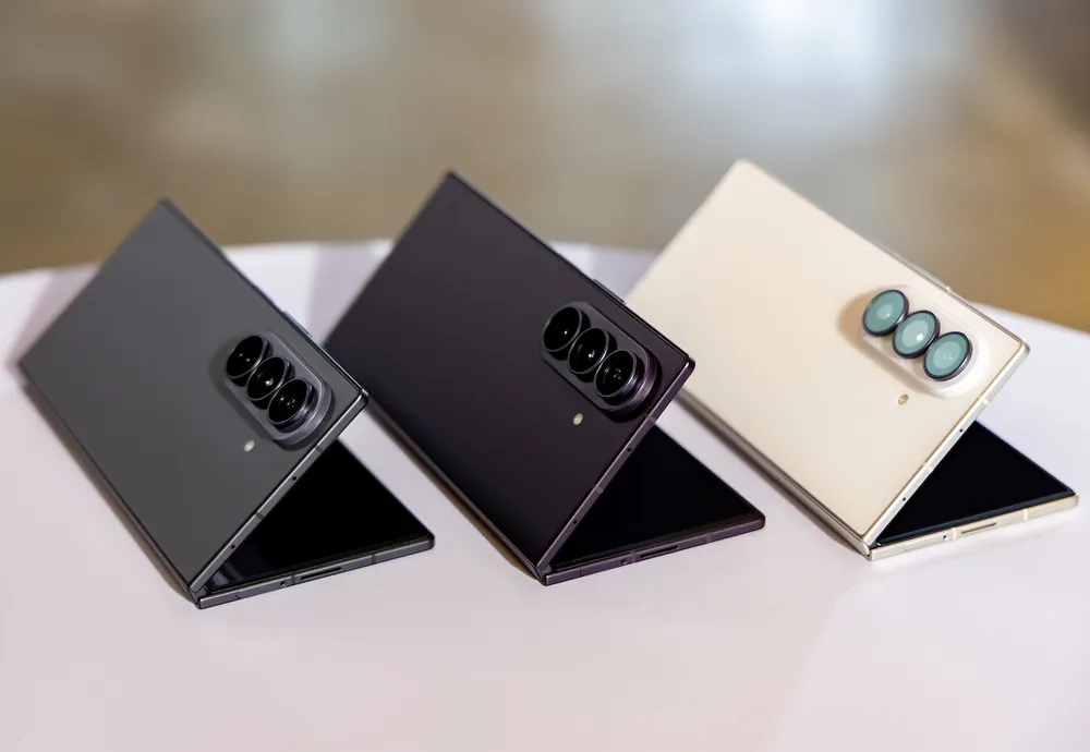 3 màu sắc của Fold8 Ultra.jpg