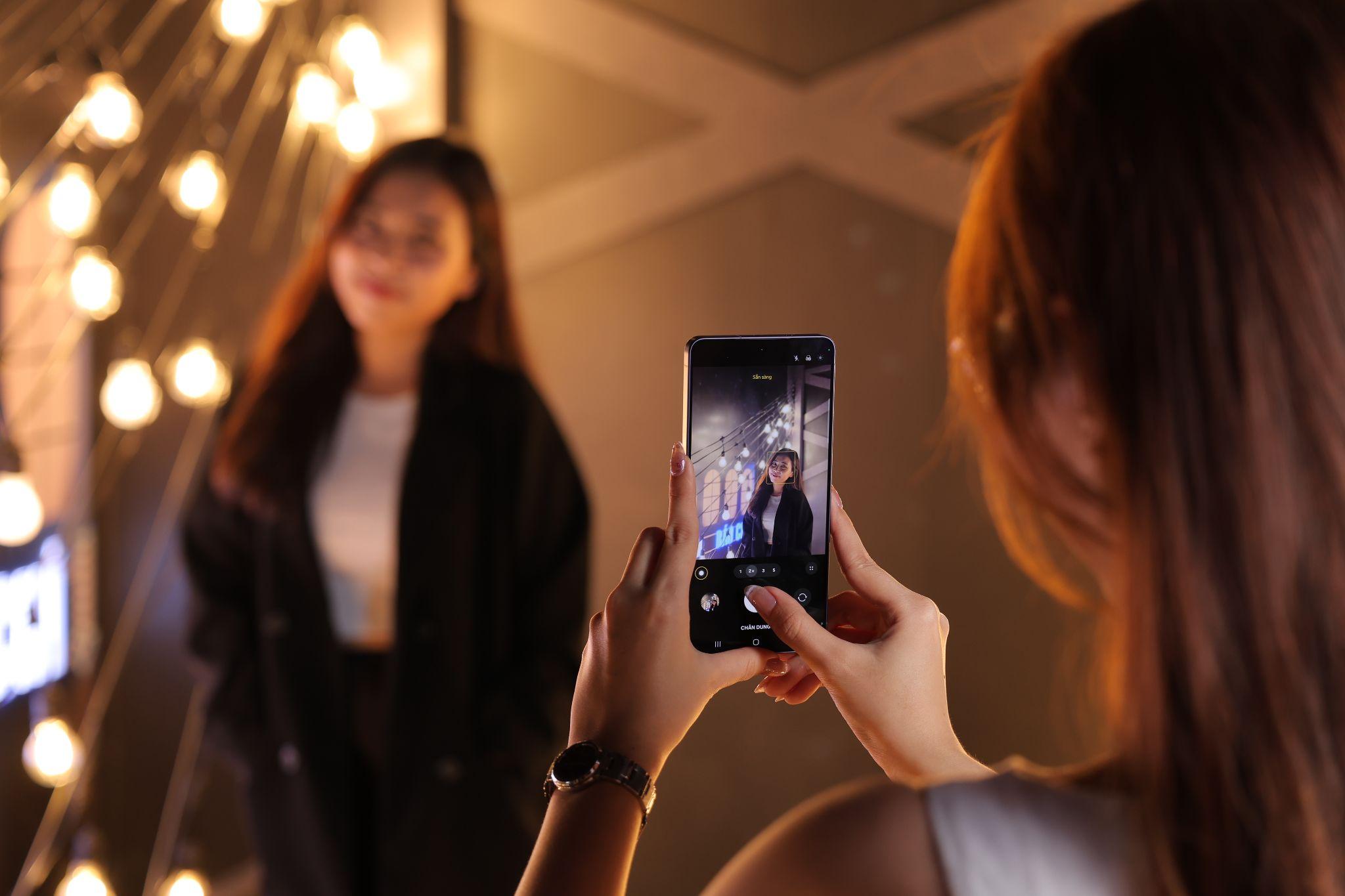 أربعة أشهر مع هاتف Galaxy S26 Ultra: عندما يصبح الذكاء الاصطناعي مساعدًا يُحدث تحولًا جذريًا في سير العمل والإبداع. 8 1784811087 956 أربعة أشهر مع هاتف Galaxy S26 Ultra عندما يصبح الذكاء