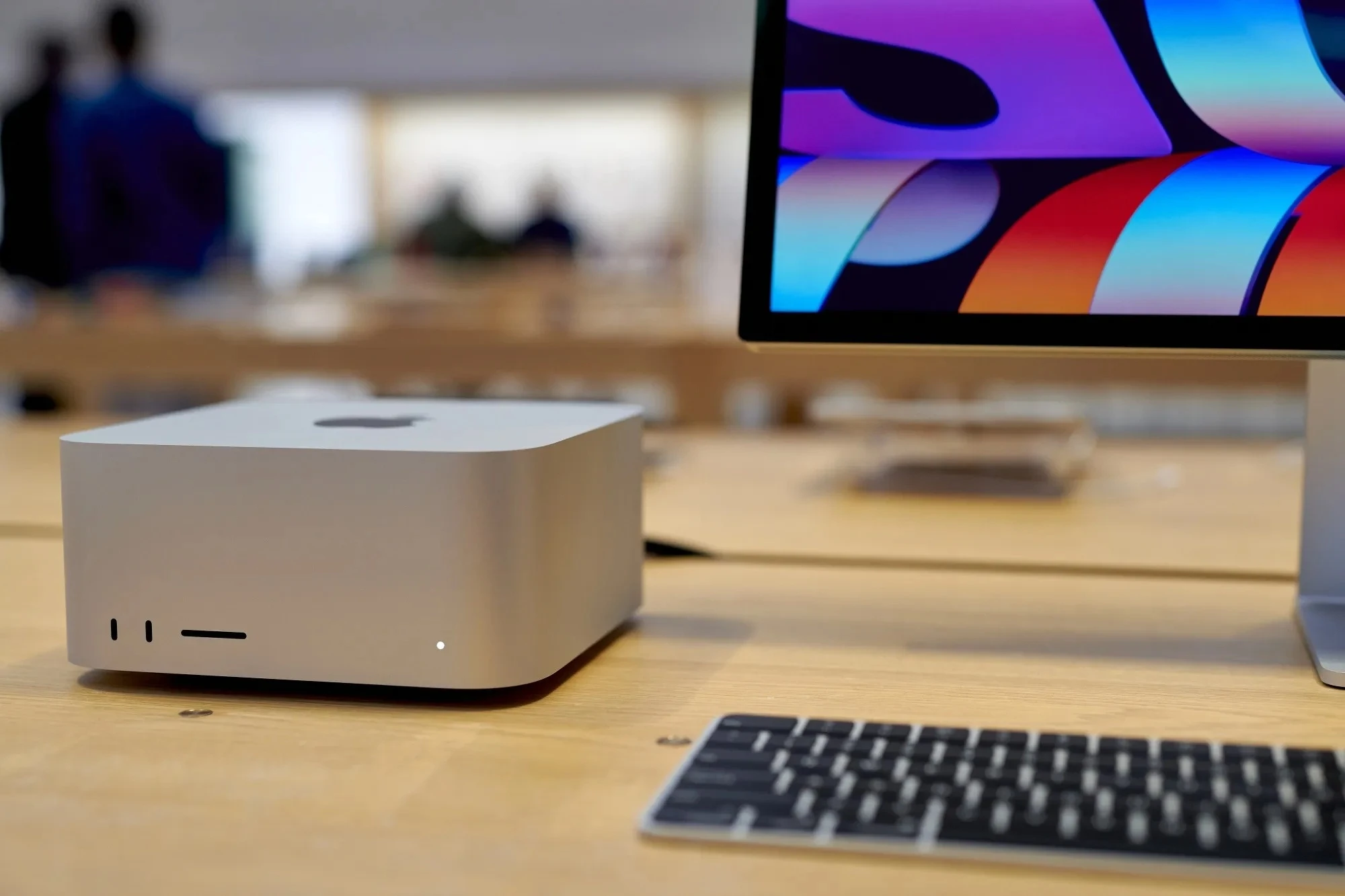 ماك بوك برو OLED، ماك بوك إير OLED، أحدث ماك بوك برو، سعر ماك بوك إير (الصورة 2) MacBook Pro OLED, MacBook Air OLED, MacBook Pro mới nhất, giá bán MacBook Air ảnh 2