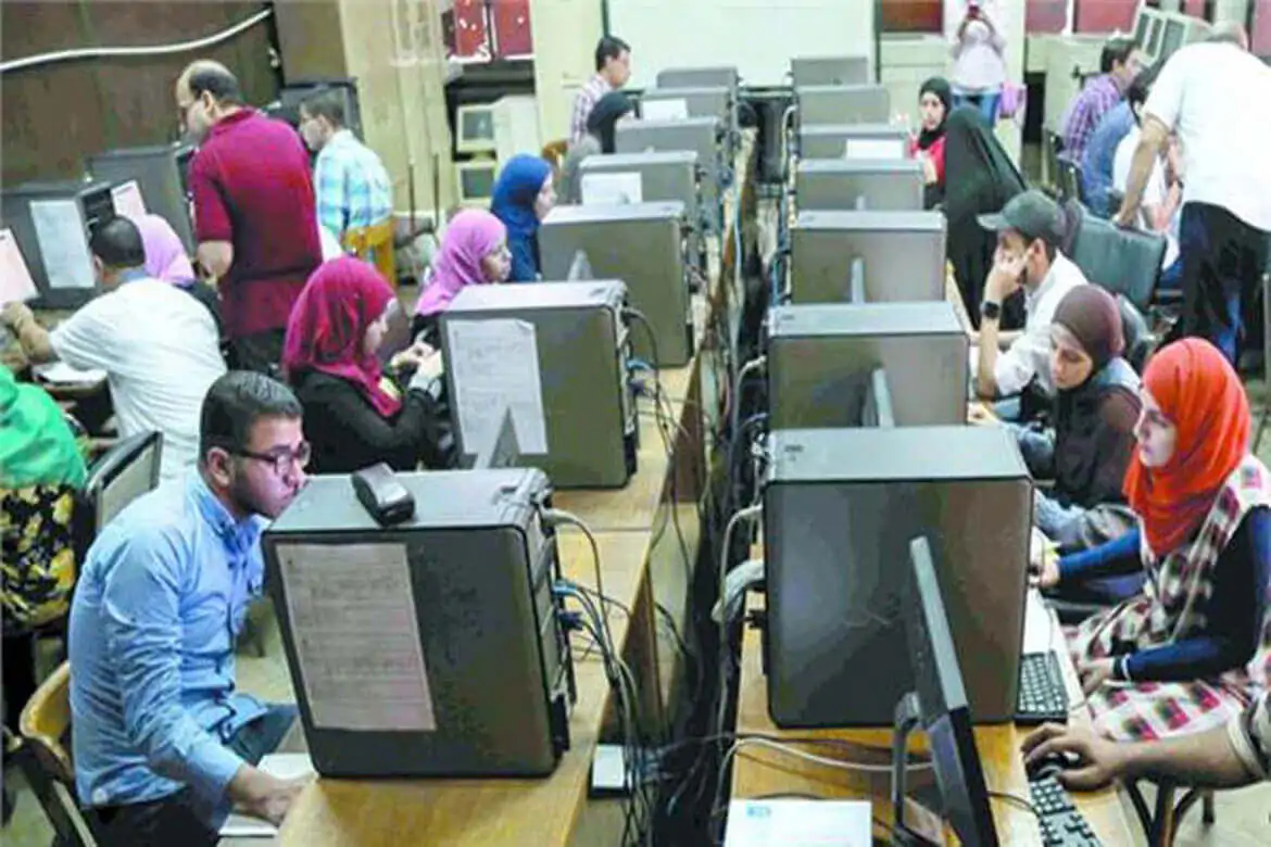 تنبيه مهم لطلاب الثانوية العامة خطأ في التنسيق قد يحرمك من الالتحاق بكلية أحلامك 4 طلاب الثانوية العامة