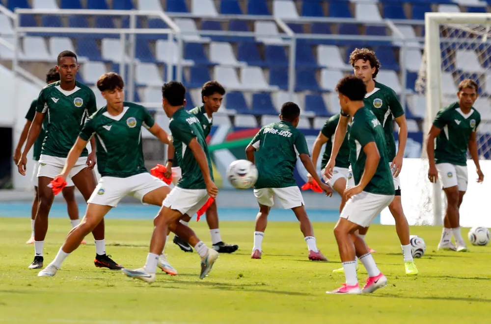 تم تحديد تيمور الشرقية كأضعف فريق في المجموعة الأولى. الصورة: ANH KHOA 754250327_28589962250593789_4027684518332885522_n.jpg