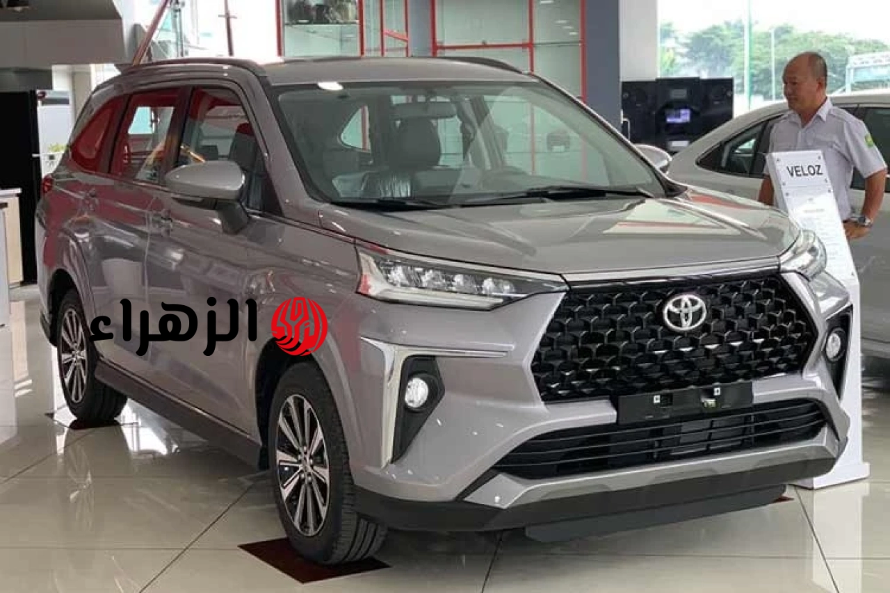 شهدت سيارة تويوتا فيلوز كروس انخفاضاً كبيراً في الأسعار لدى وكلاء البيع في فيتنام، يصل إلى 115 مليون دونغ فيتنامي.