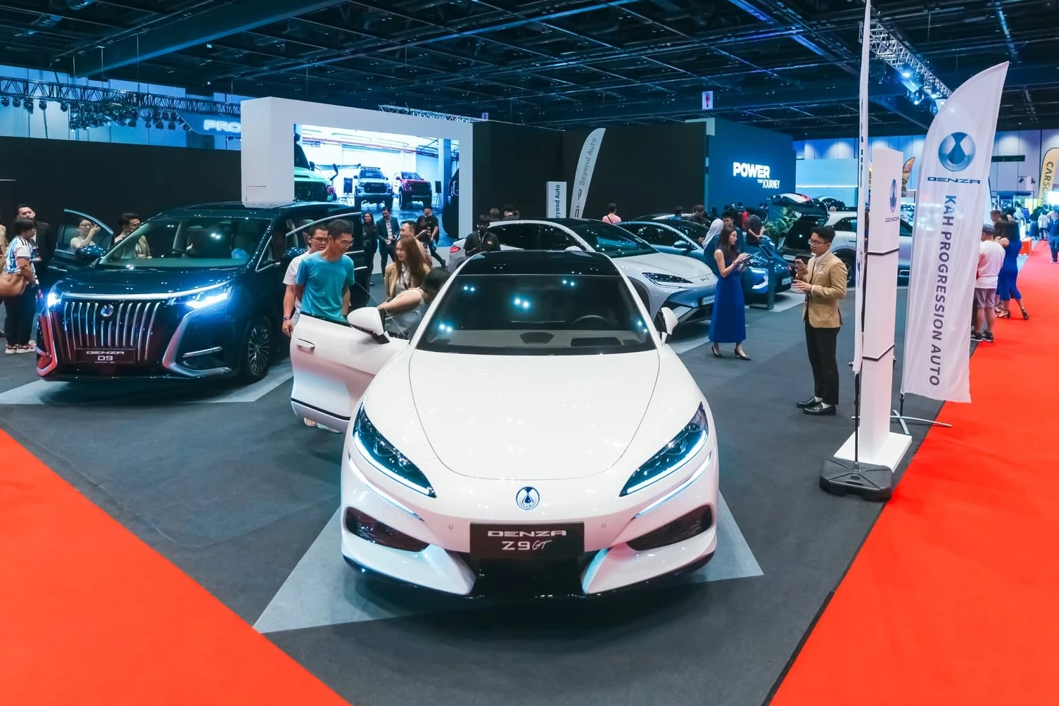 ماليزيا، BYD، Denza، Denza Z9GT، Z9GT، سيارة كهربائية، تسلا، BMW، مرسيدس بنز، الصين، EV (الصورة 4) malaysia, byd, denza, denza z9gt, z9gt, xe điện, tesla, bmw, mercedes-benz, trung quốc, ev ảnh 4