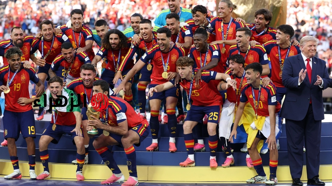 فيديو: بطل العالم يظهر.. زيارة مفاجئة لتدريبات برشلونة