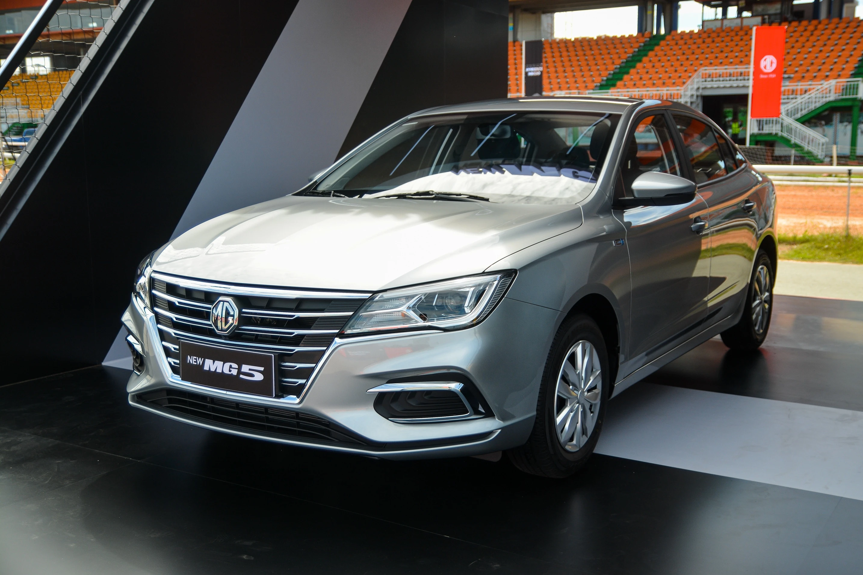 SUV,  sedan,  ôtô ảnh 1
